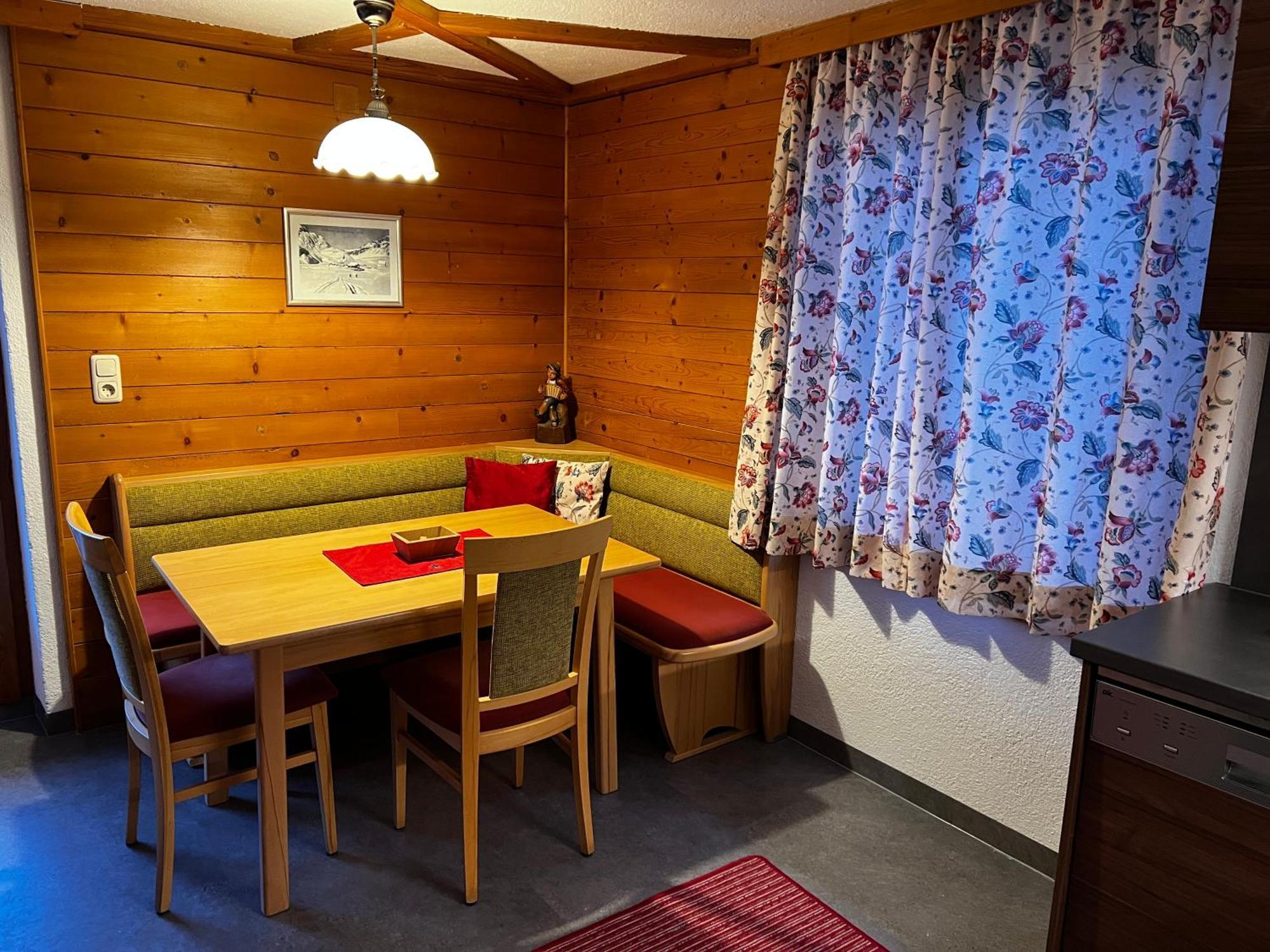 Ferienwohnung Haus Steissbach St. Anton am Arlberg Exterior foto